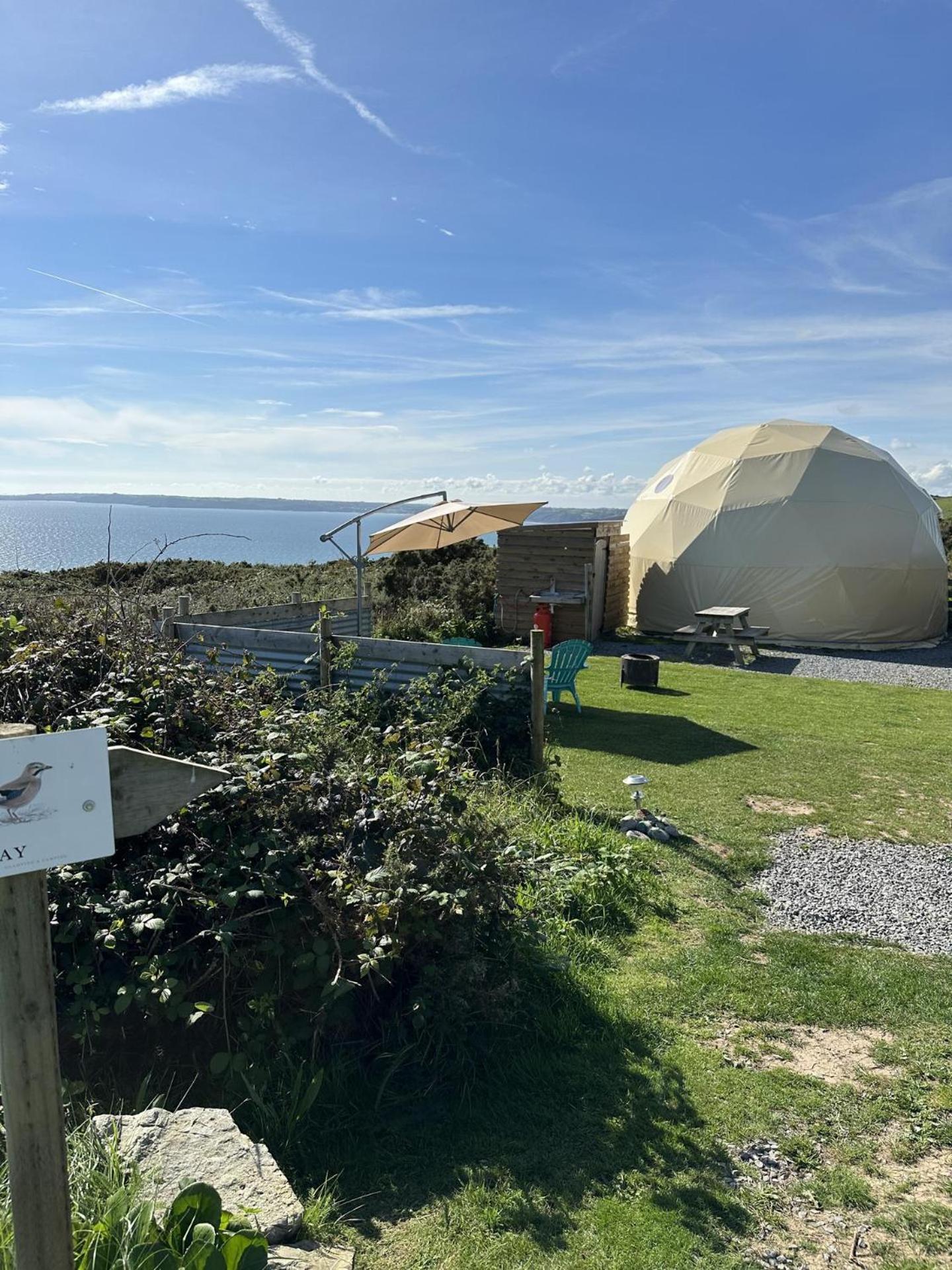 Geodome With Sea Views Near Pendine Villa Eksteriør bilde